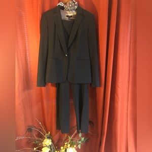 Ann Taylor Suit Set 8T